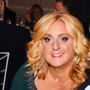 Meet your Posher, Adrienne